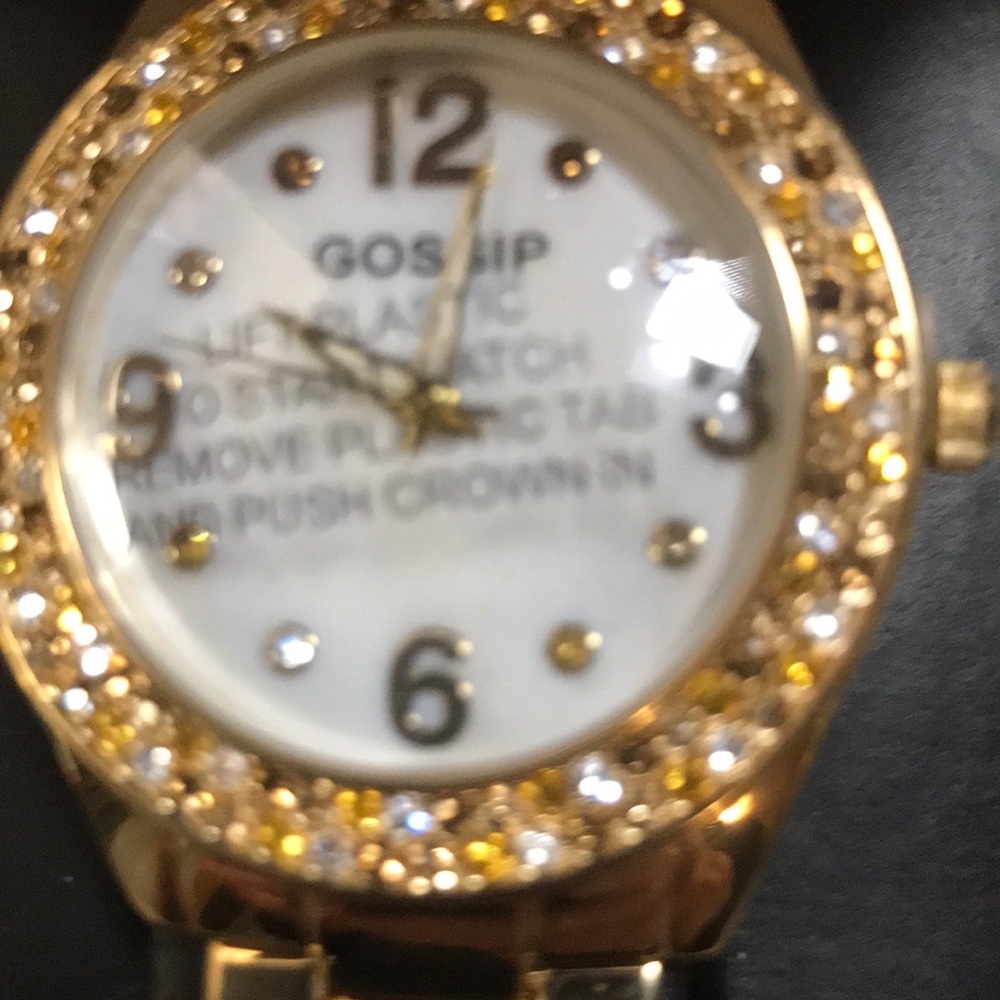 watch - Picture 2 of 4